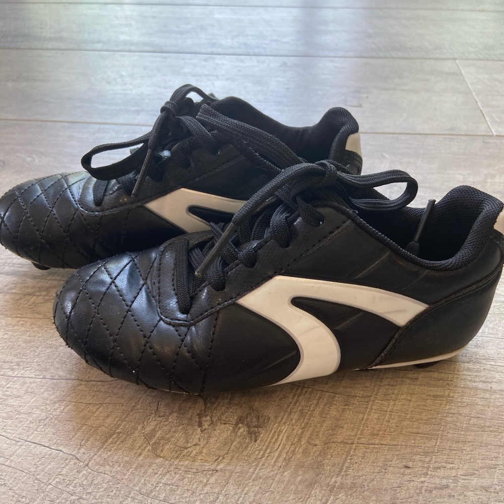 Kid’s Soccer Cleats
